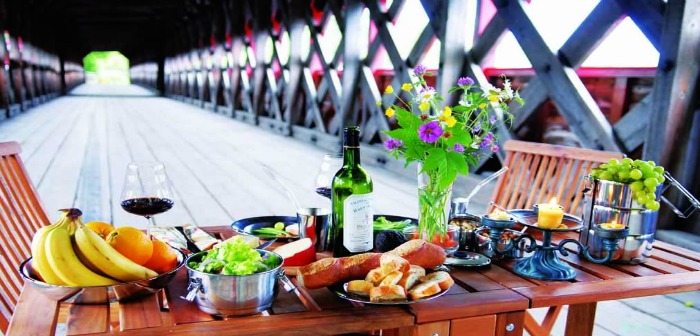 Live YOUR Life Without Plastic